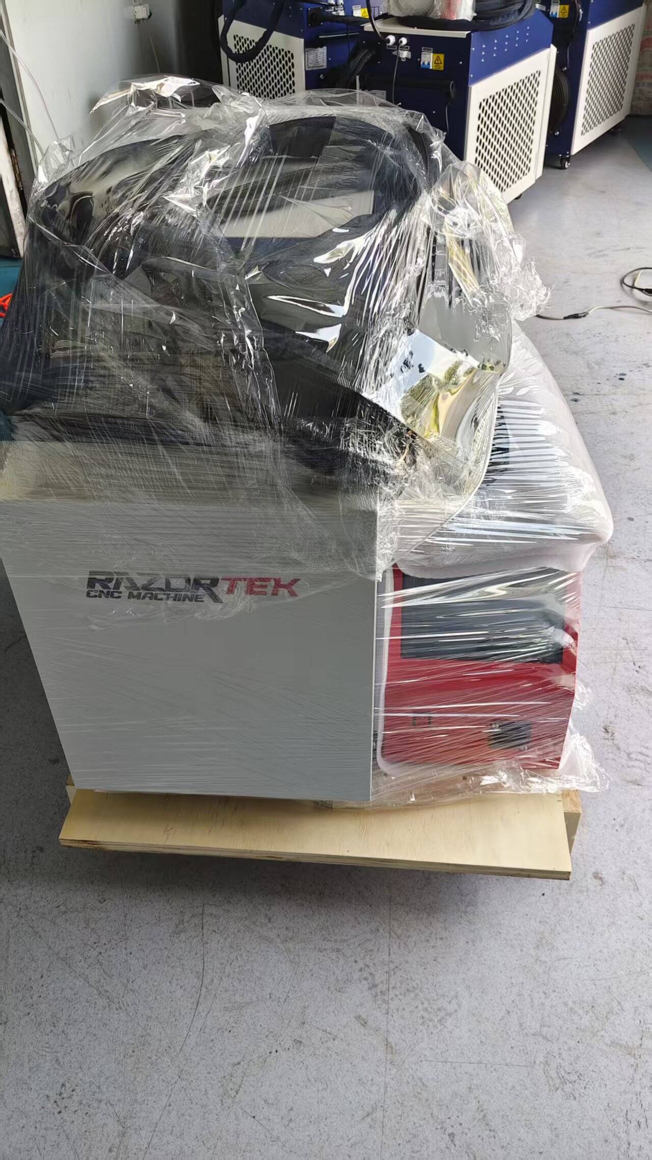 2KW 3KW Water Cooling Suplaser - Industrial Laser Welding Machine Hand Held review and price